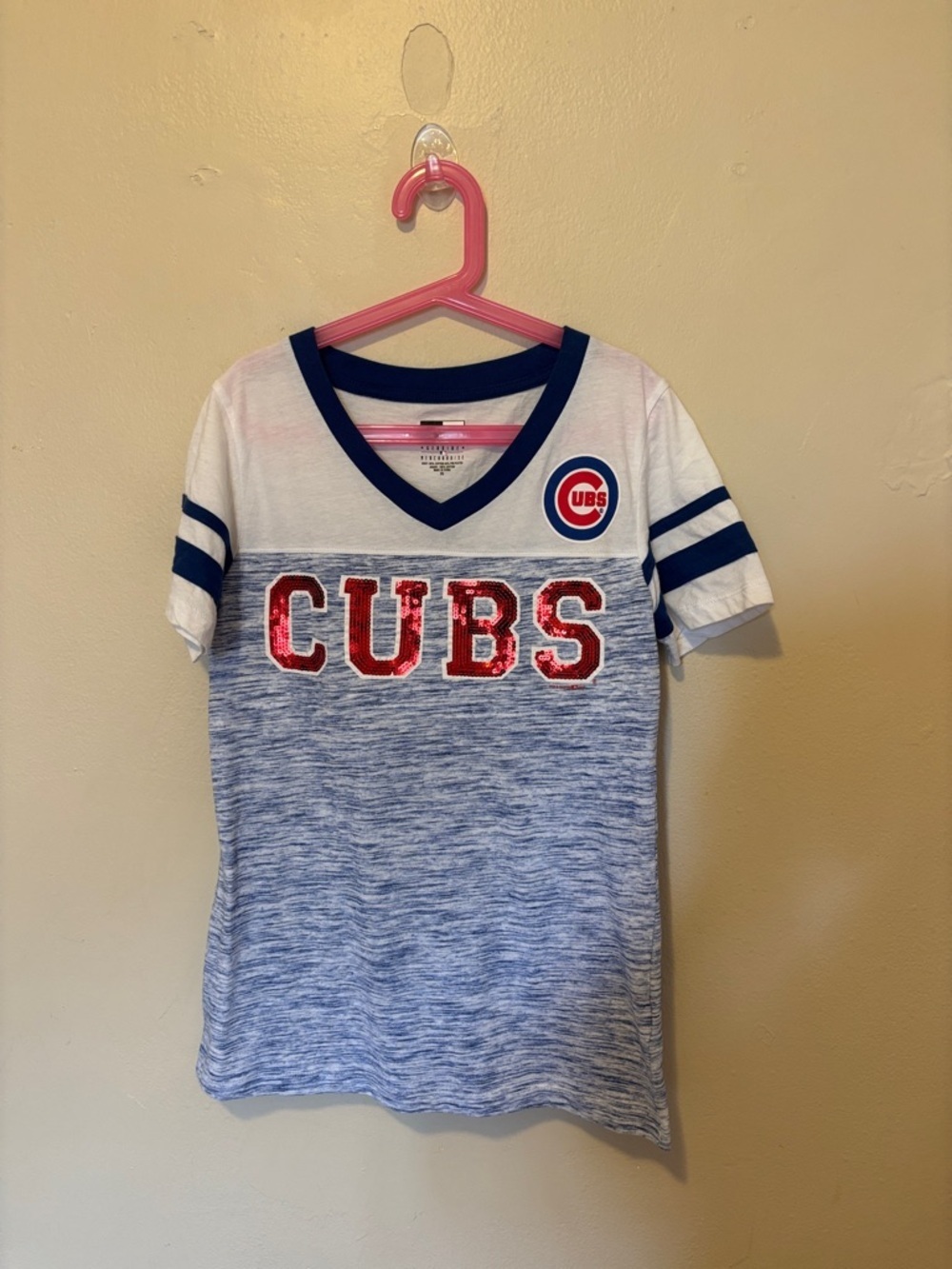 Genuine Merchandise Women's Cubs Sequin Logo Tee in White, Blue & Red